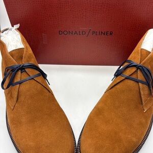 Donald J. Pliner Levi Chukka Boots Calf Suede Cognac Men's 13M